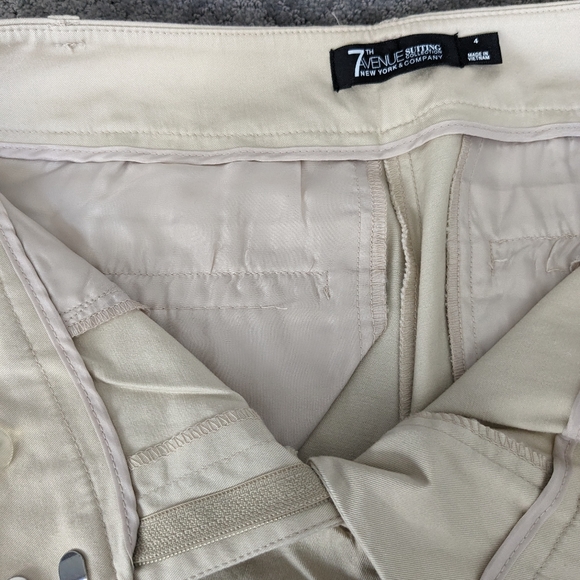 7th Avenue trouser shorts. Size 4. - Picture 3 of 4